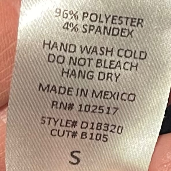 Soloiste Women’s Navy with White Polka Dot Ruffled V Neck Dress. Sleeveless. - Picture 3 of 4